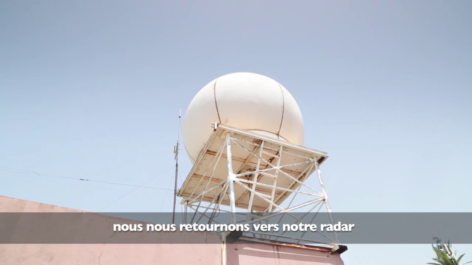 Radar météo utilisé pour le suivi des opérations de pluie provoquée