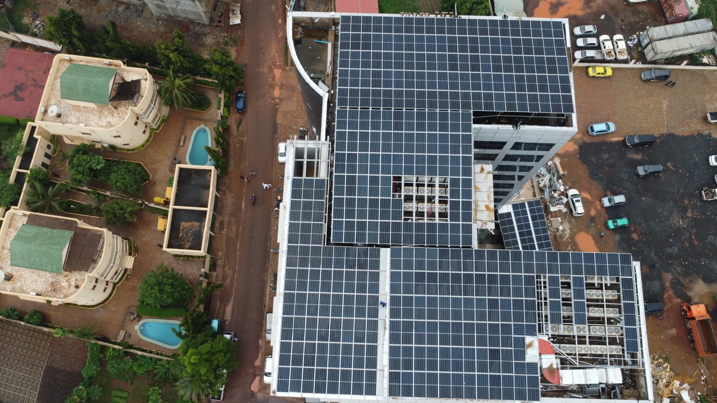 Centrales Solaires en Toiture & Autoproduction